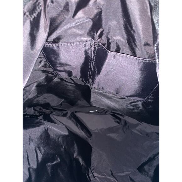 LeSportSac Bag Travel Tote Bag Purse Black Silver Banding Trim with Logo NWOT - Picture 4 of 4